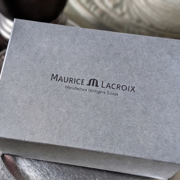 Maurice LaCroix White band Watch 8 Diamonds.040cts - Picture 6 of 7